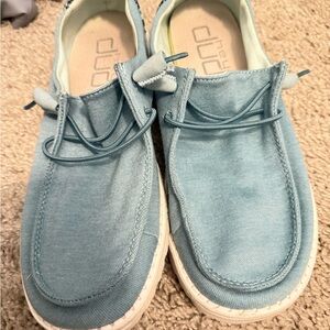 Hey Dude Womens Wendy Sky Blue Canvas Slip-On Sneakers